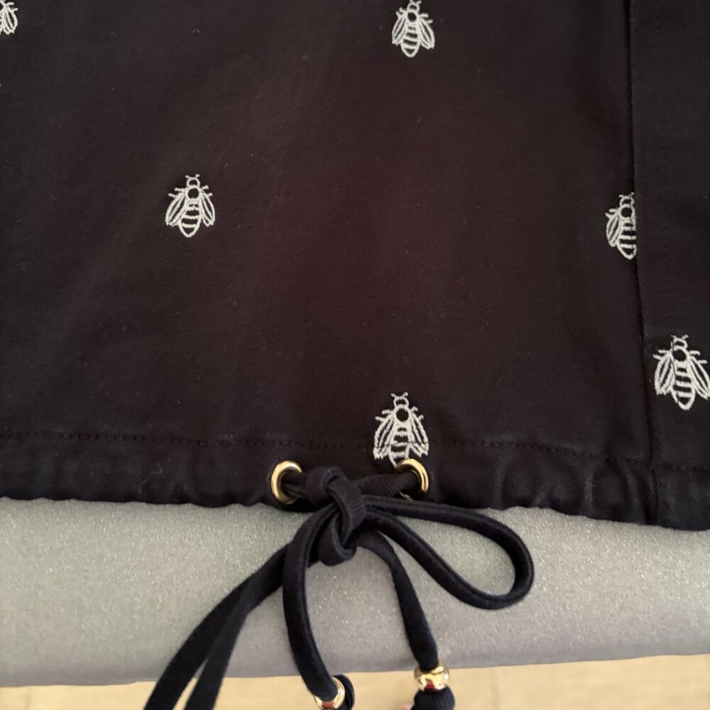 St. John Sport by Marie Gray Black Bee Embroidered Jacket - FREE SHIPPING! - Picture 4 of 7